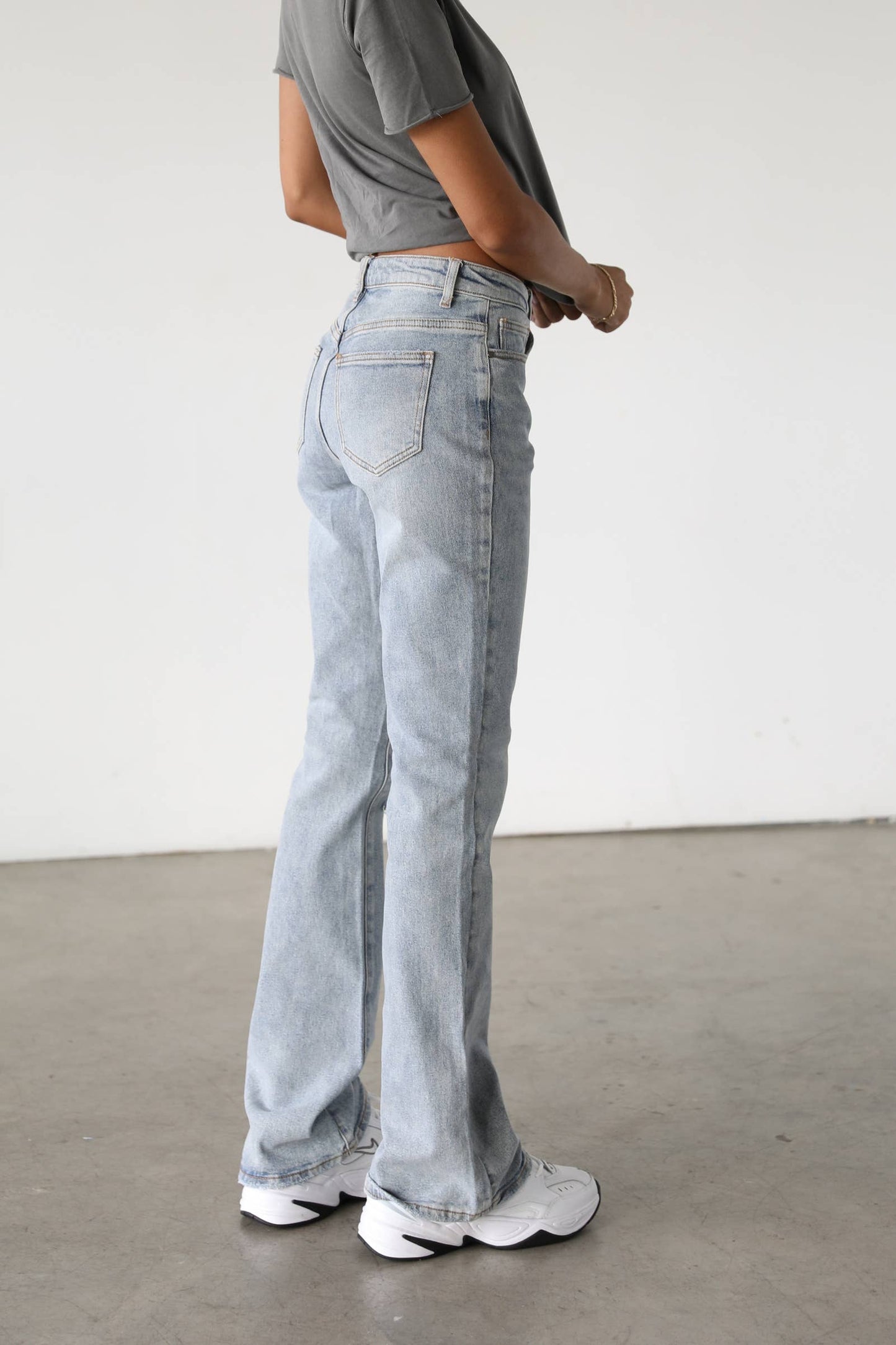 High Rise Flare Leg Denim Jeans-7101: 3/25