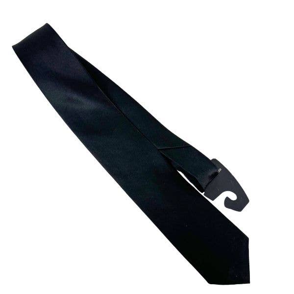 Black Tie Affair - Ferarirric Fashion- The Classic Black Tie