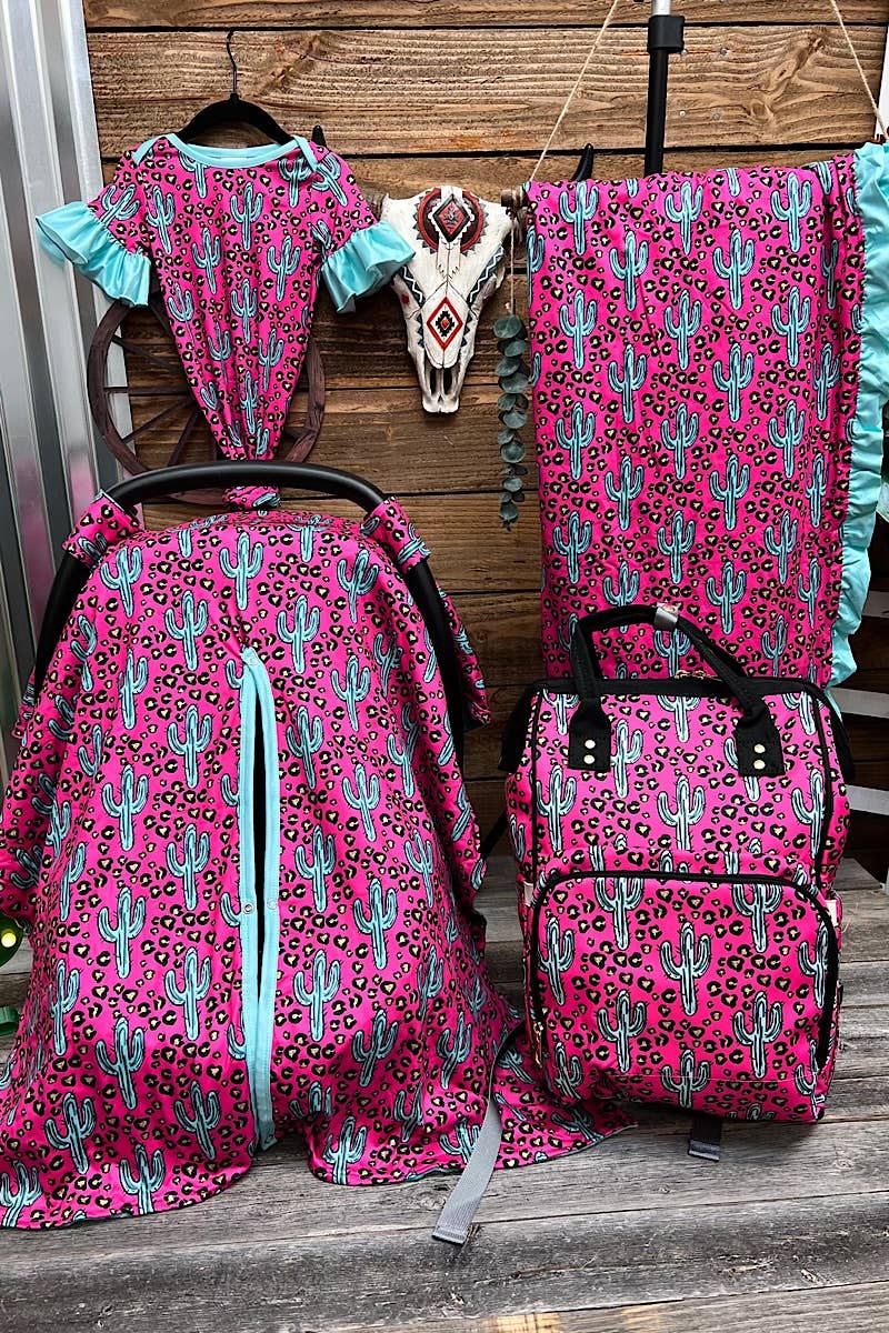 CACTUS PRINTED ON FUSCHIA CAR SEAT COVER. ZYTG25153026 M