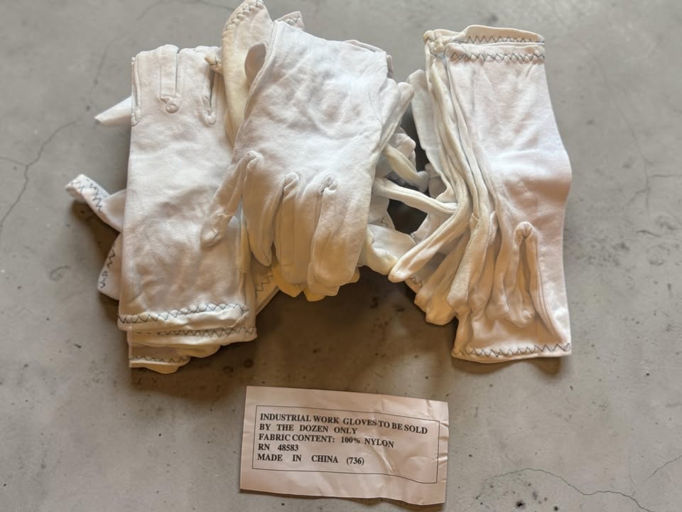 Dozen White Nylon Industrial Work Gloves Lightweight Cotton Style Gloves 12 Pairs