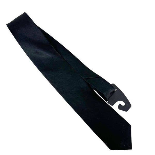 Black Tie Affair - Ferarirric Fashion- The Classic Black Tie