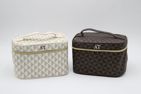 Personalized Ladies Cosmetic Travel Bag, Monogrammed Train Case, Custom Makeup Bag, Bridesmaid Gift Idea